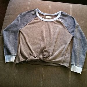 Cropped Knot Sweatshirt
